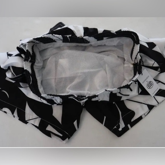 Swimnista x James Peter Henry Men's M Placcment Print Mid-Length Boardshorts NWT - Picture 6 of 7
